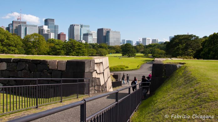 giappone-tokyo-palazzo-imperiale-e-giardini-vadoingiappone