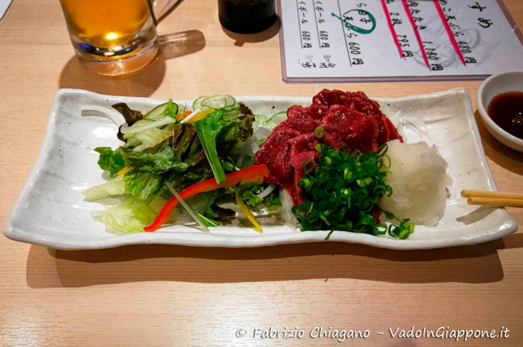 Basashi, sashimi di cavallo