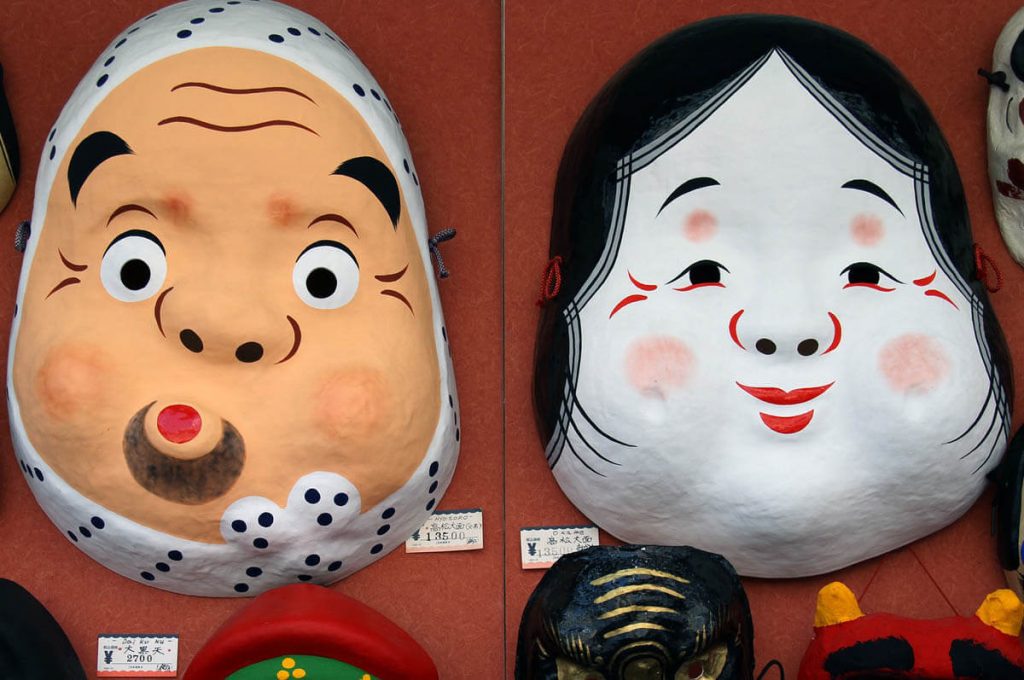 Le maschere di Hyottoko e Okame